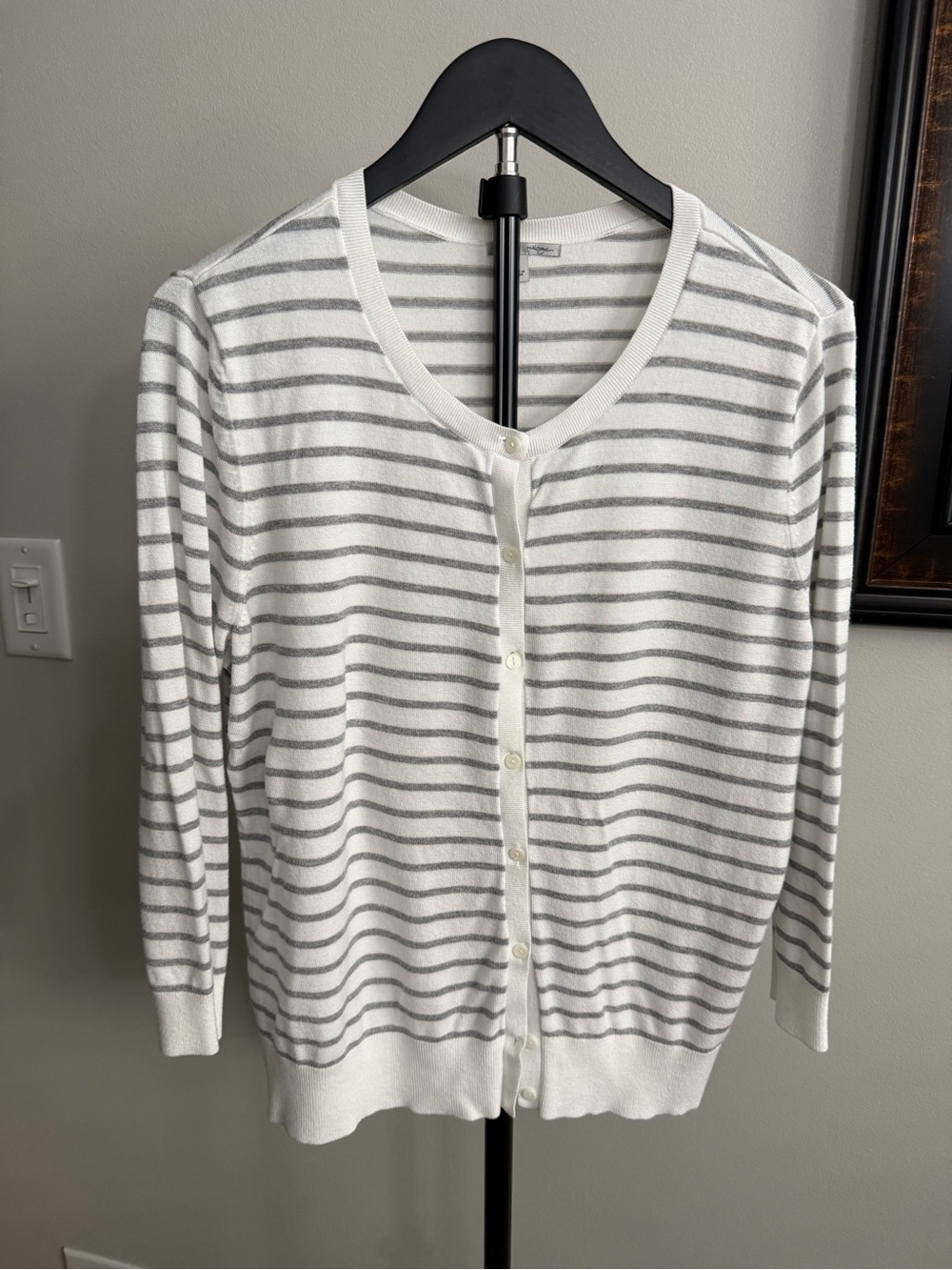 Halogen White & Light Gray Striped Button Front Cardigan